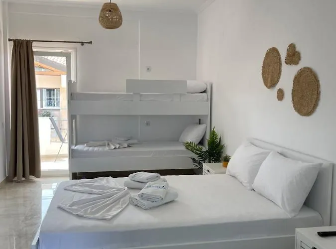 Athena's 2 Polychrono