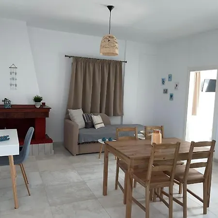 Athena's 2 Apartament *