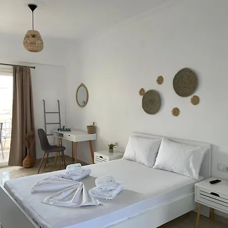 Apartament Athena's 2 Polychrono